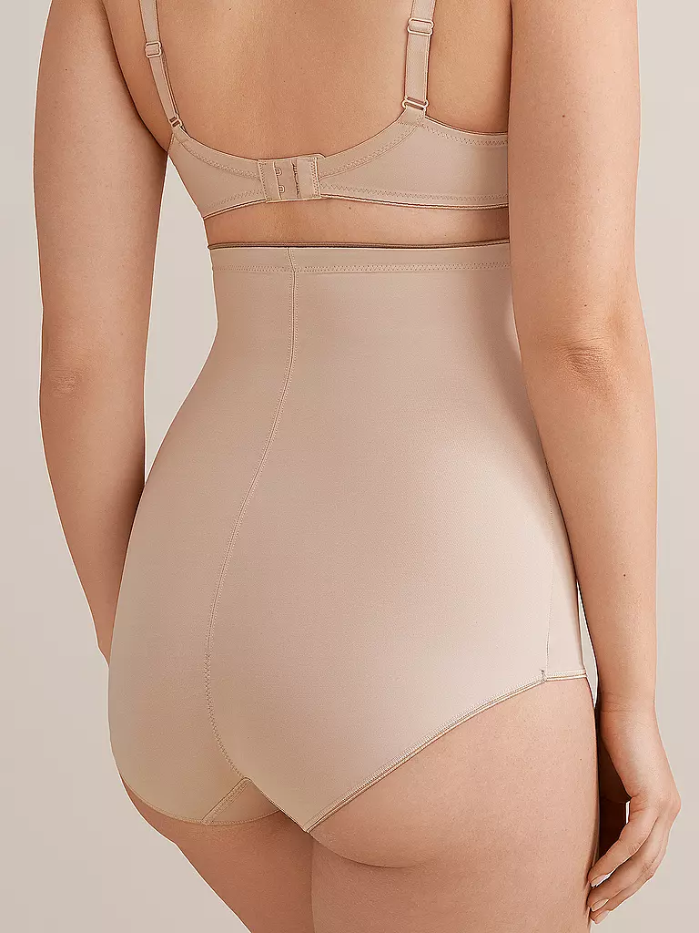 FELINA CONTURELLE | Shapebody 