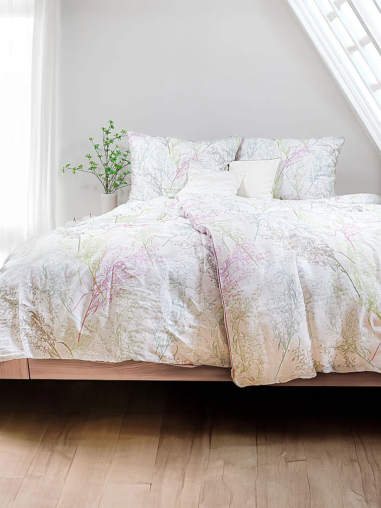 FLEURESSE Ropa de cama de satén MODERN GARDEN 70x90cm / 140x200cm Rosemary morado