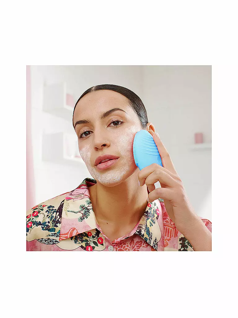 FOREO | LUNA™ 3 combination skin  - Gesichtsreinigungs- und Massagegerät für Mischhaut | blau
