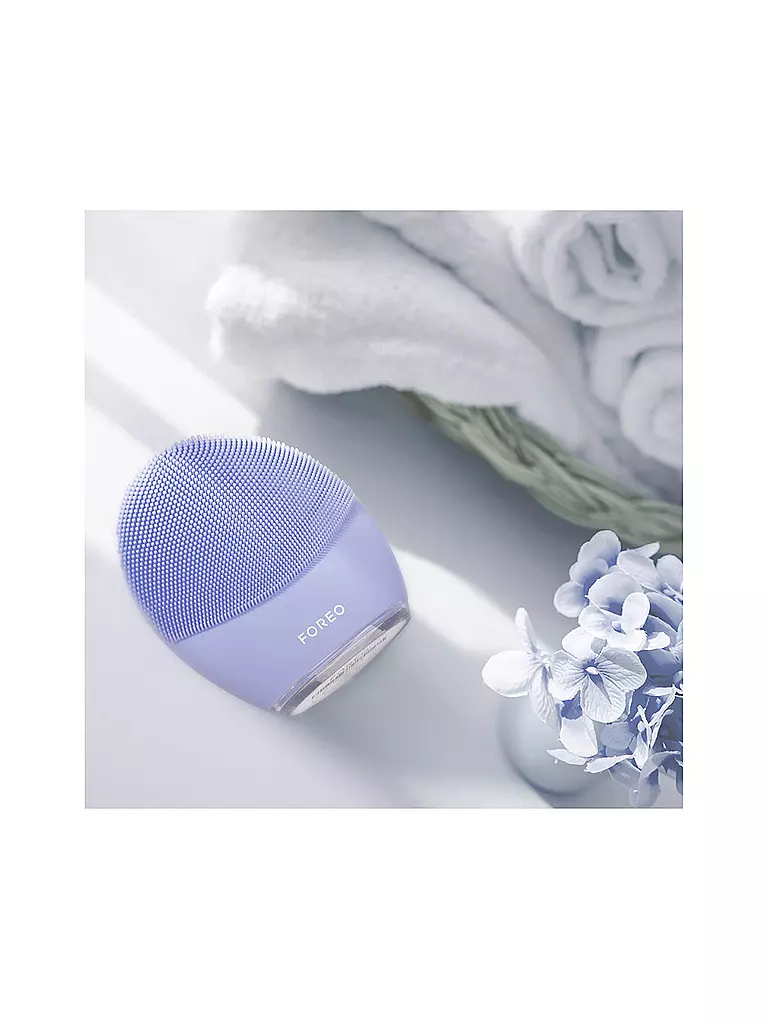 FOREO | LUNA™ 3 sensitive skin  - Gesichtsreinigungs- und Massagegerät für empfindliche Haut | lila