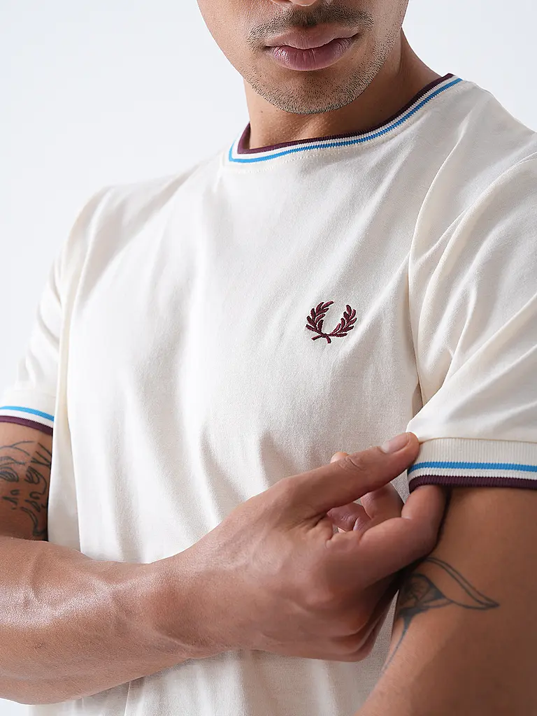 FRED PERRY | T-Shirt  | creme