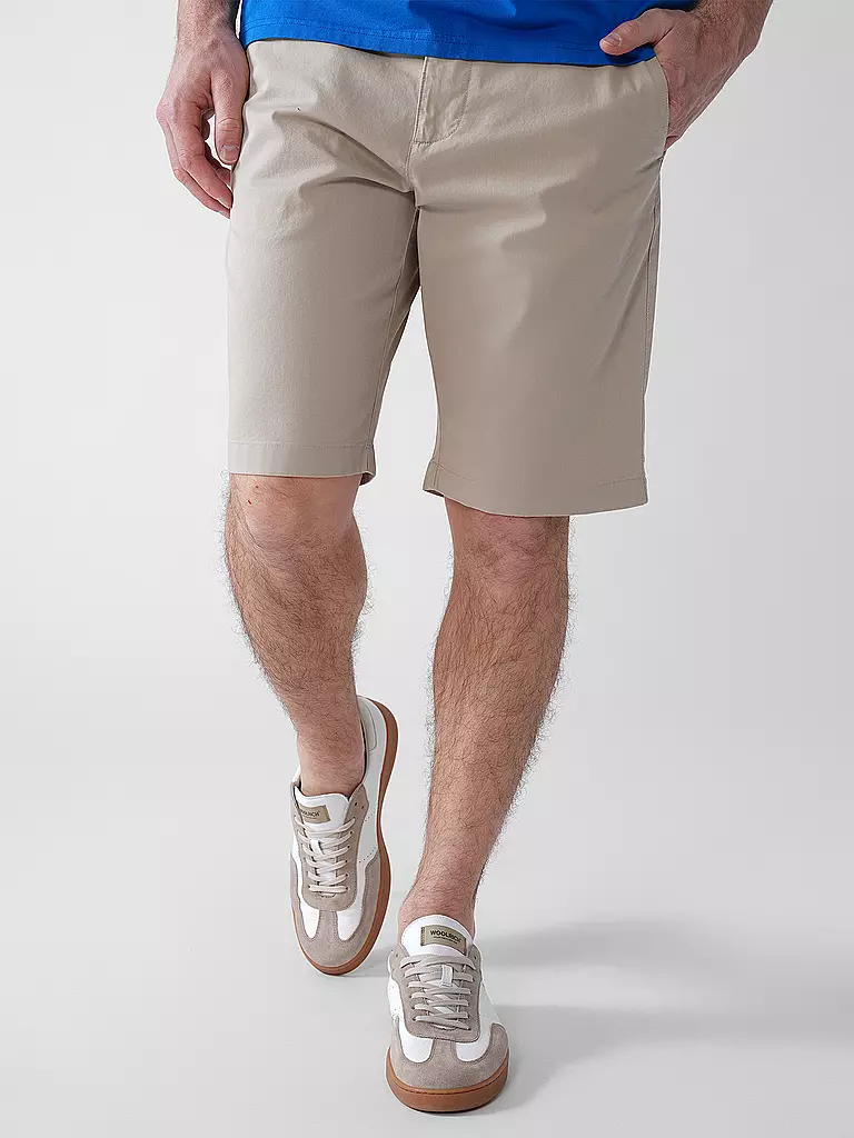 FYNCH HATTON | Shorts | hellgrün