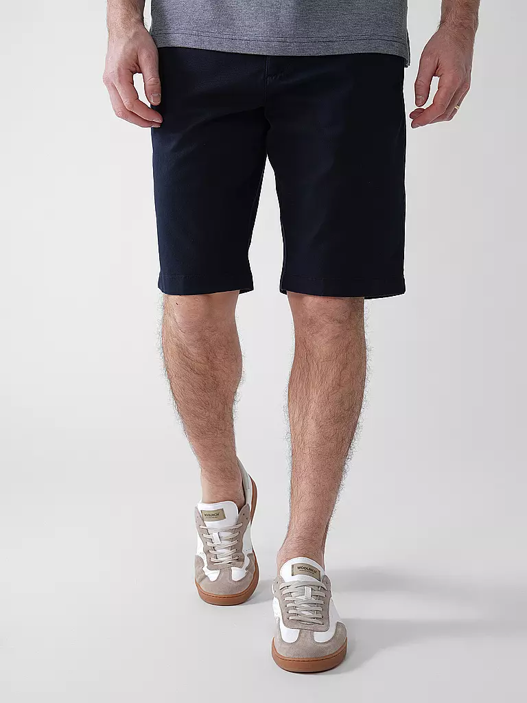 FYNCH HATTON | Shorts | hellgrün