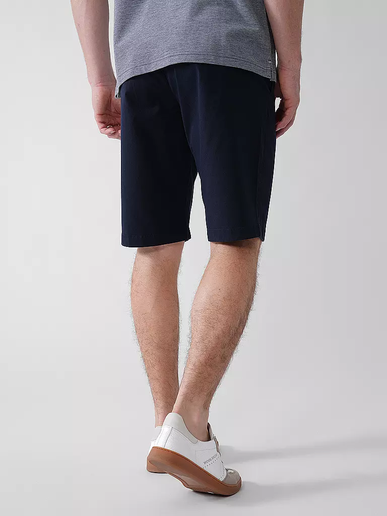 FYNCH HATTON | Shorts | hellgrün