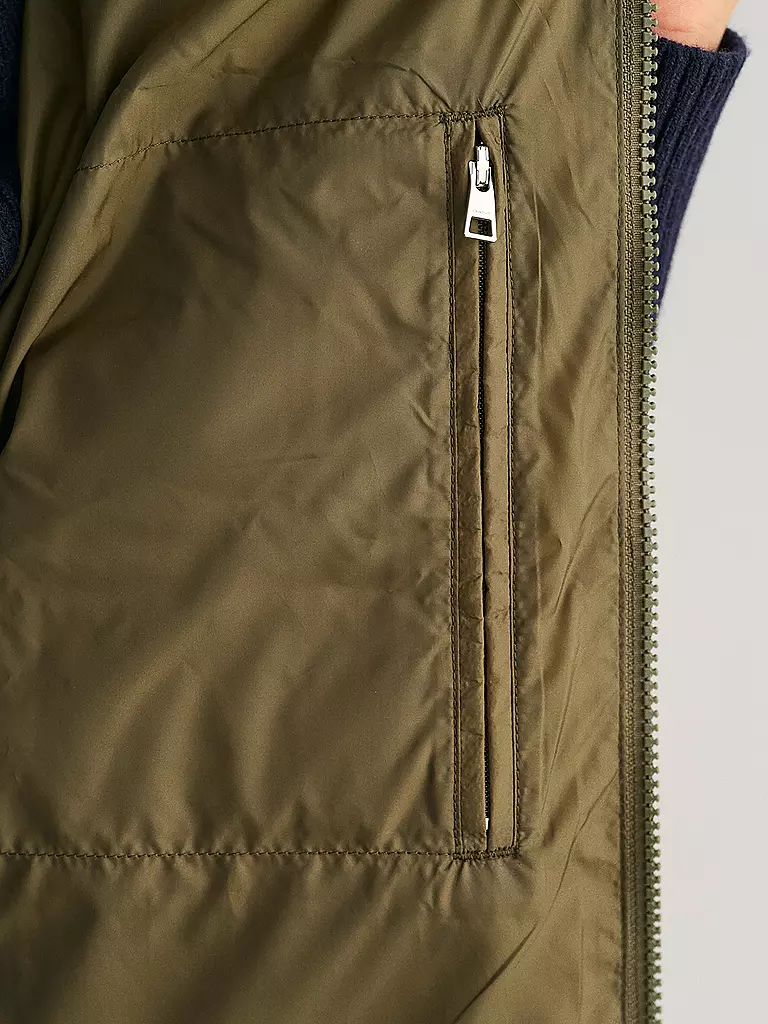 GANT | Daunensteppgilet | dunkelblau