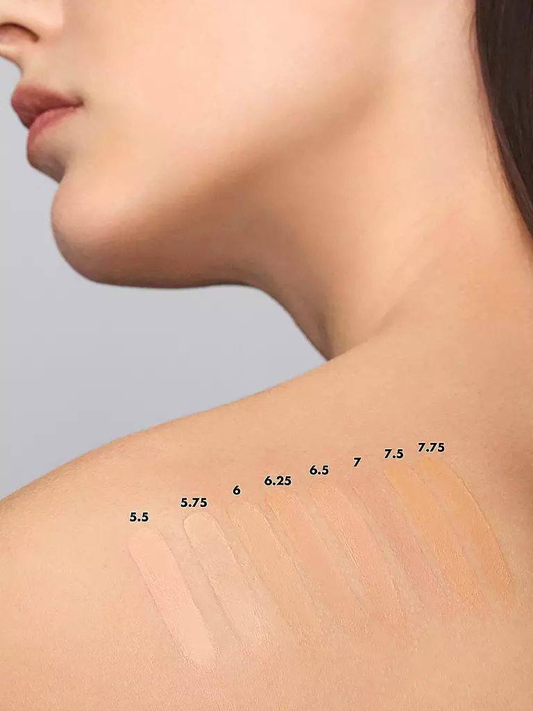 GIORGIO ARMANI COSMETICS | Luminous Silk Foundation (7) | hellbraun