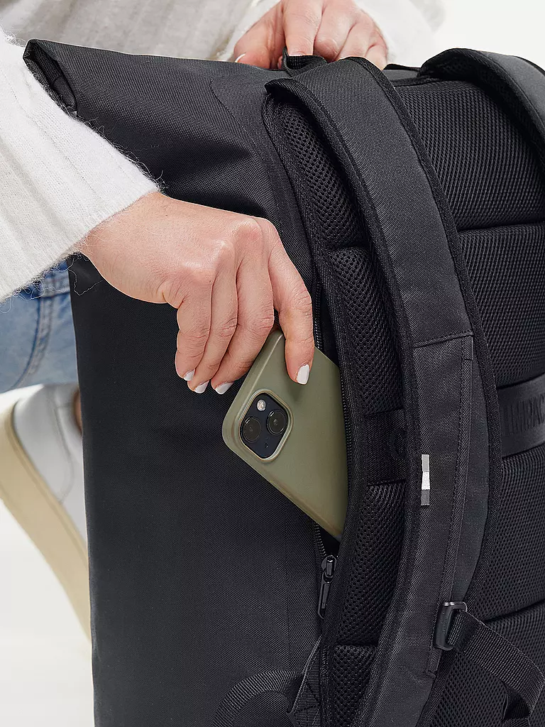 GOT BAG | Rucksack ROLLTOP LITE 2.0 MONOCHROME | schwarz