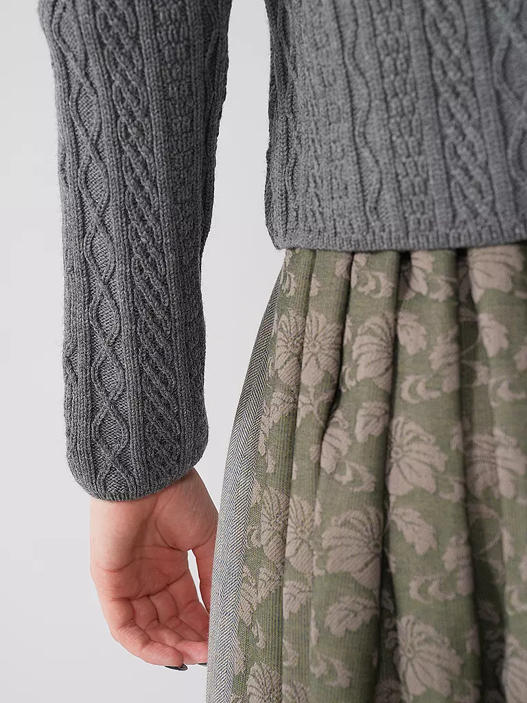 GOTTSEIDANK | Trachten Strickjacke SOPHIA | grau