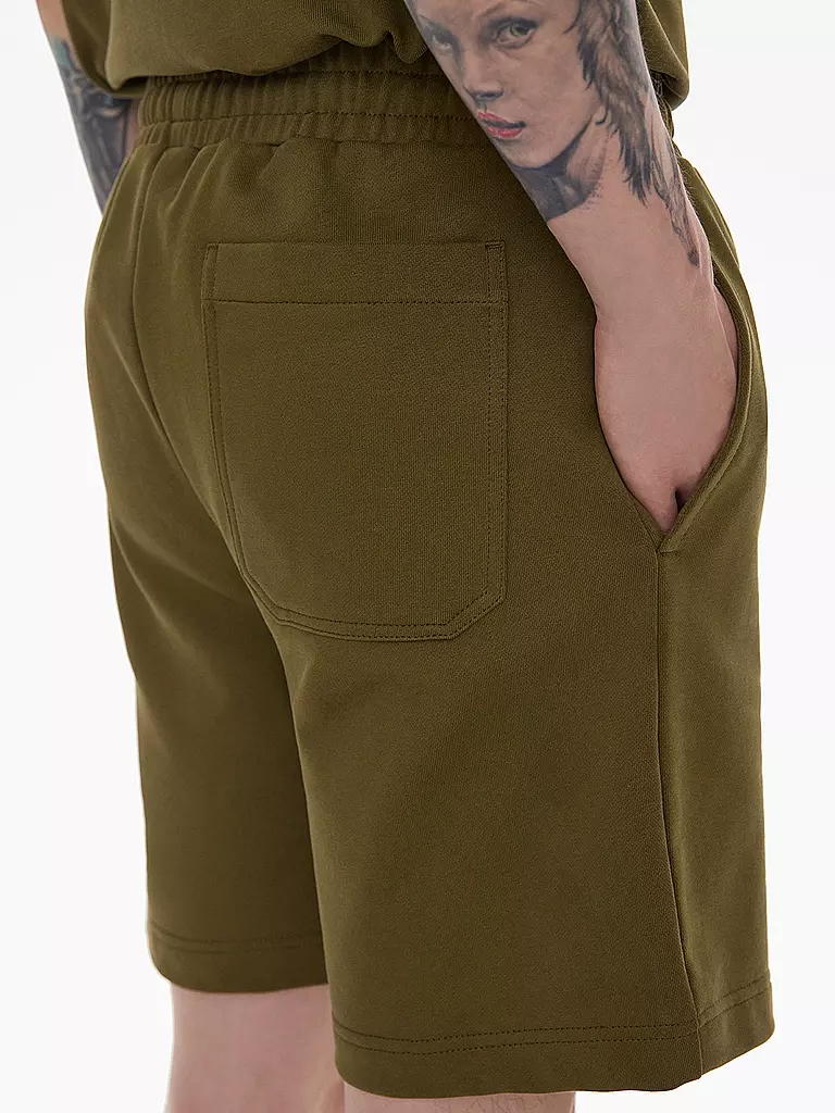 HELMUT LANG | Shorts | olive