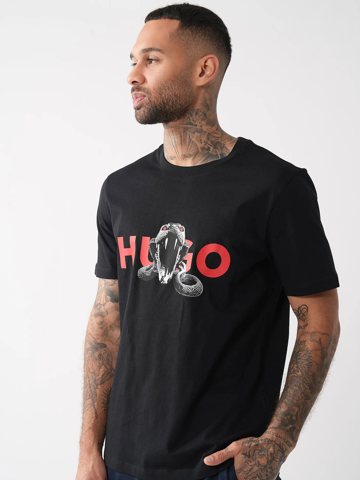 HUGO | T-Shirt DEYLADEC | schwarz
