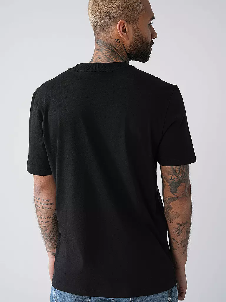 HUGO | T-Shirt DILESSES | schwarz