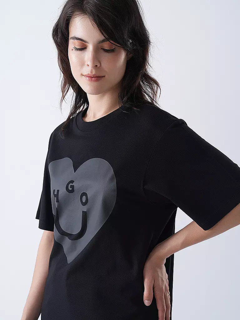 HUGO | T-Shirt VINTAGE | schwarz