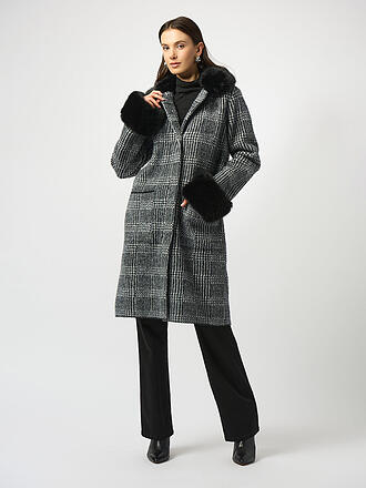 JOSEPH RIBKOFF | Mantel