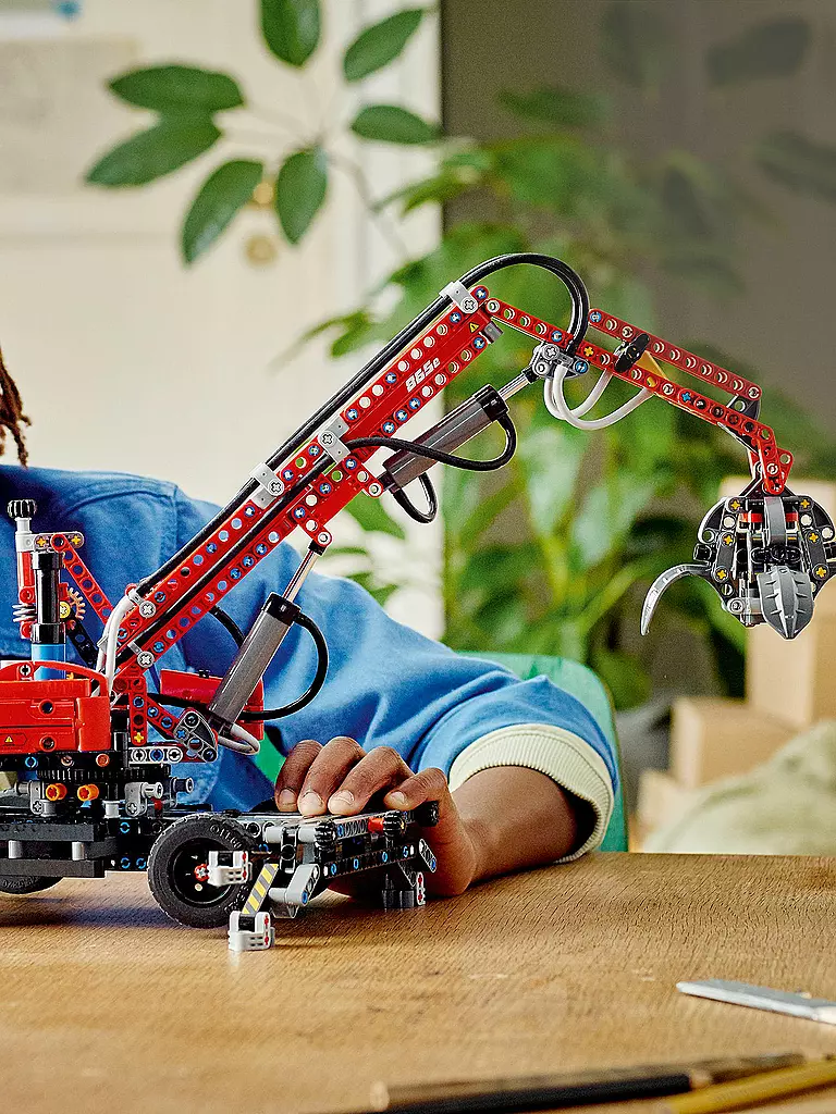 LEGO | Technic - Umschlagbagger 42144 | keine Farbe