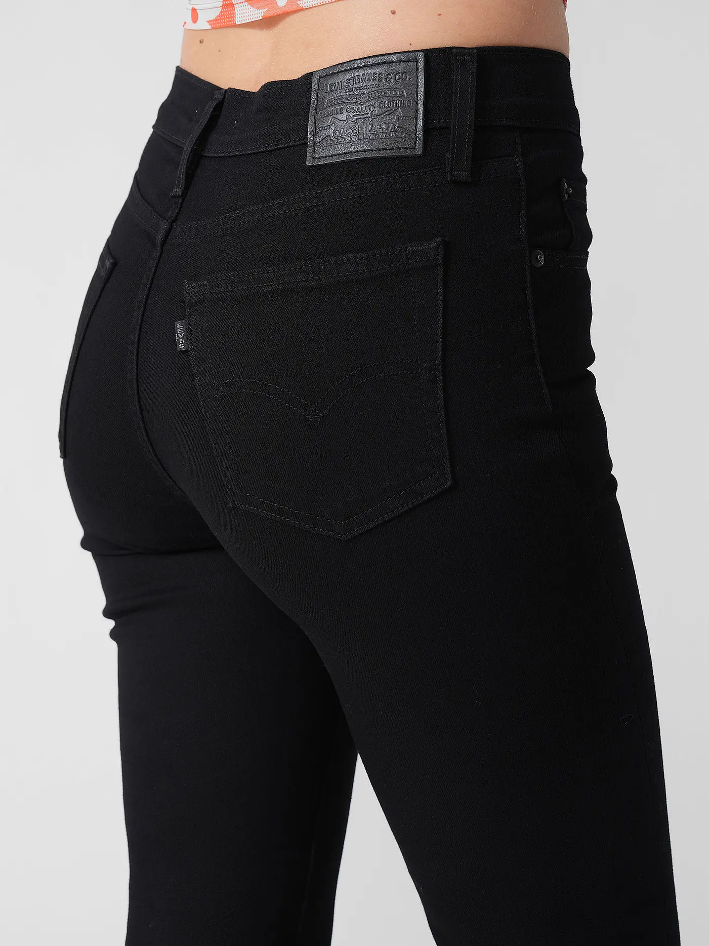 LEVI'S® | Jeans 724 HIGH RISE STRAIGHT | schwarz
