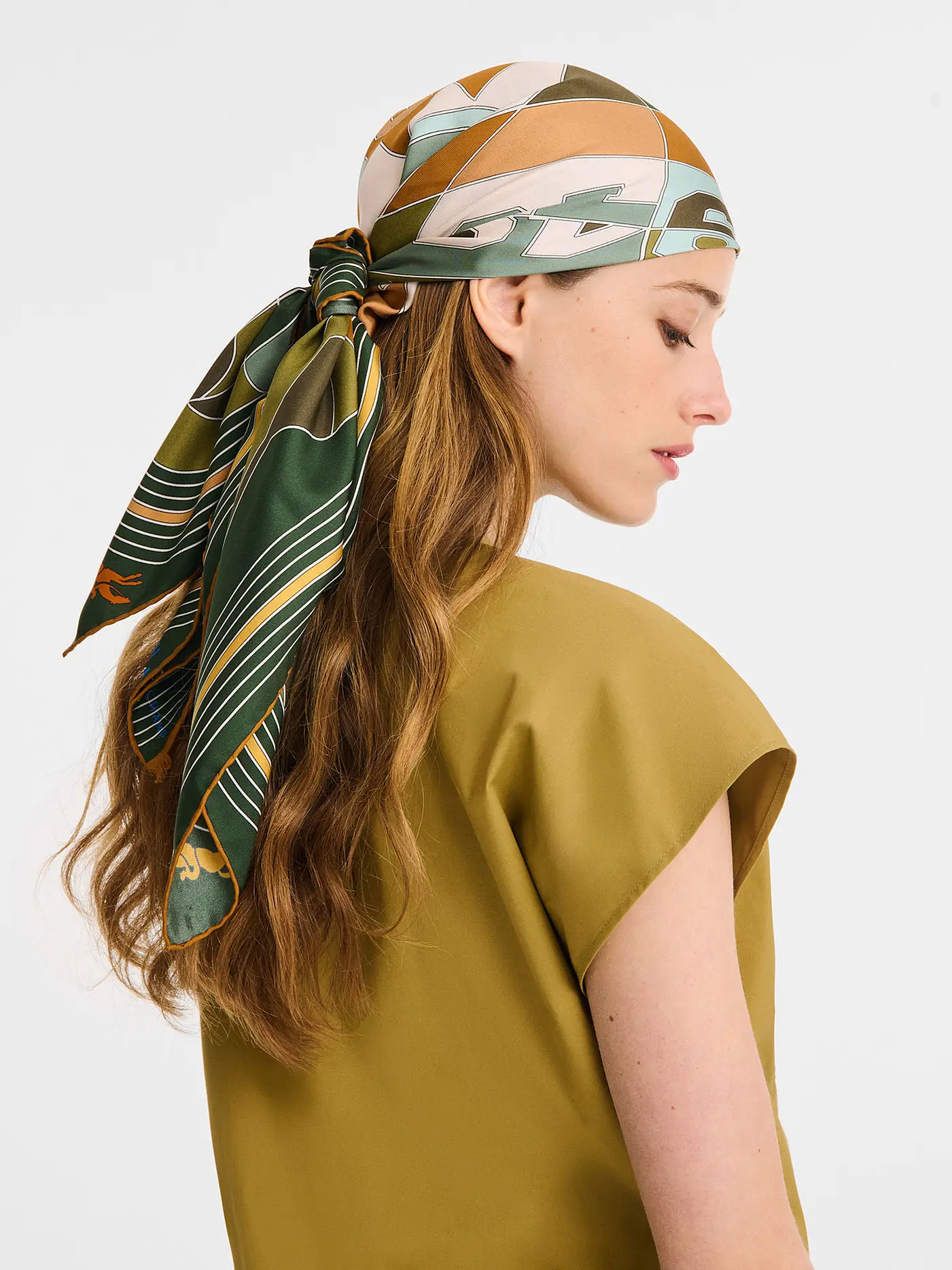 LONGCHAMP | Tuch | olive