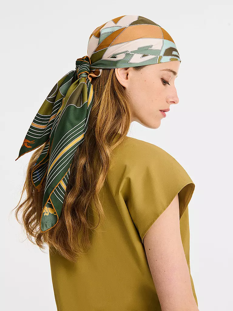 LONGCHAMP | Tuch | olive