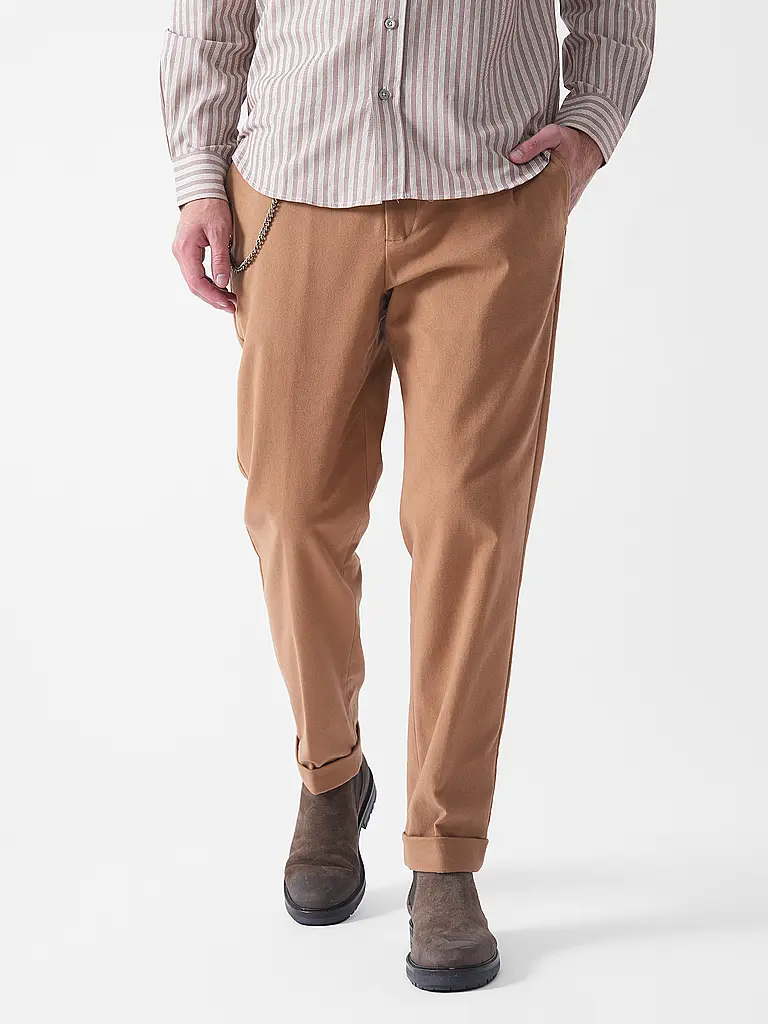 LUIS TRENKER | Samthose | camel