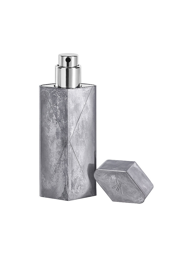 Travel Spray Case Grey Edition Eau de Parfum Twist and Spray