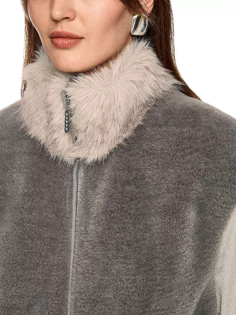 MARC CAIN | Gilet in Felloptik | grau