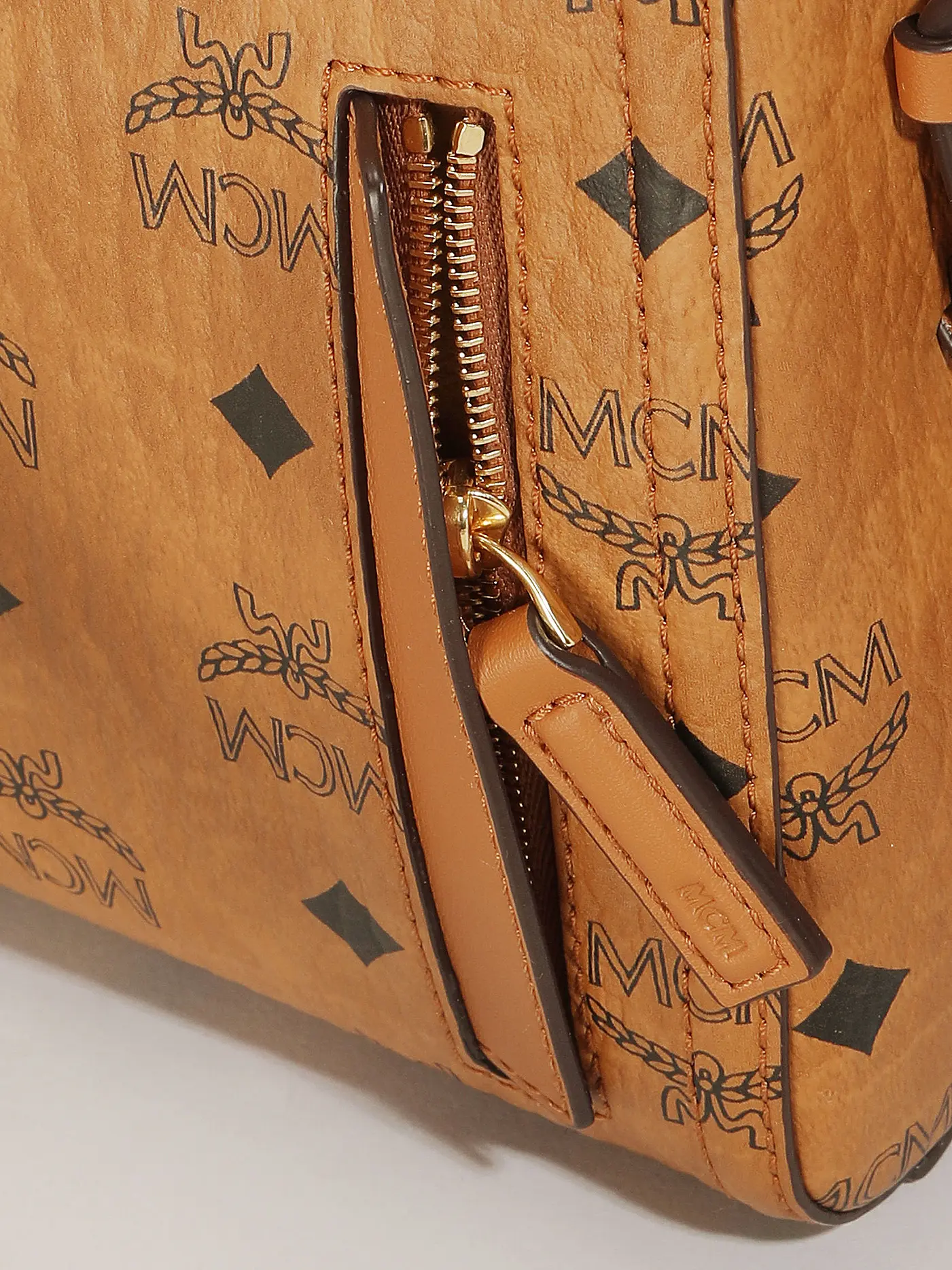 MCM | Tasche - Umhängetasche DIAMANT Small | braun