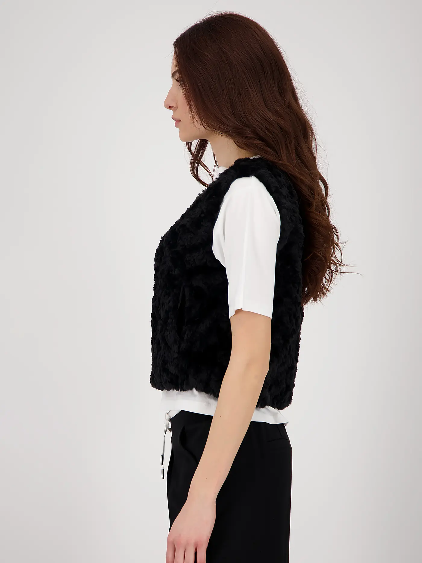 MONARI | Gilet in Felloptik  | schwarz