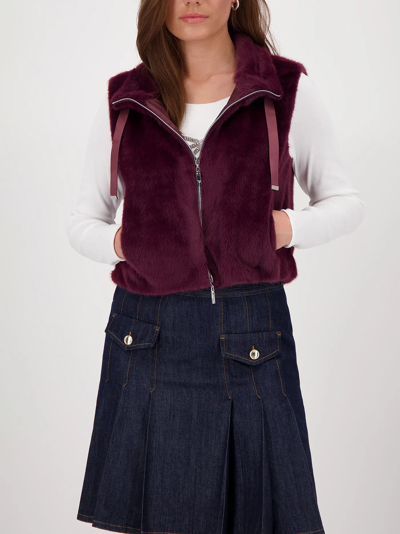 MONARI | Gilet in Felloptik | dunkelrot