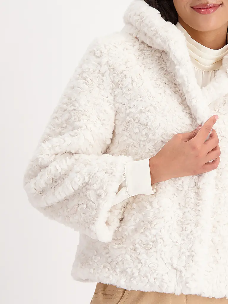 MONARI | Jacke in Felloptik |