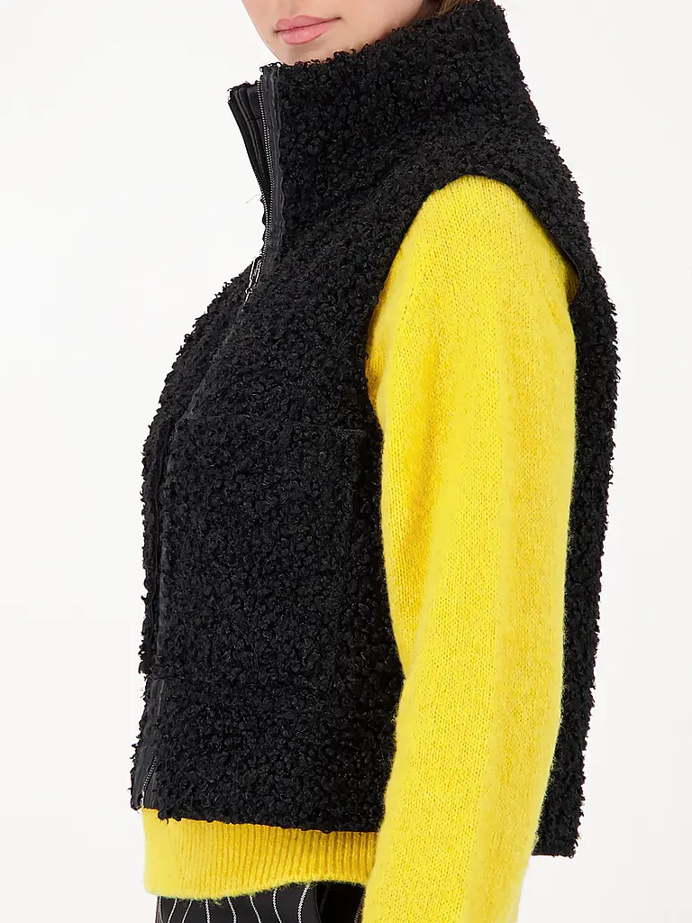 MONARI | Wendegilet in Felloptik | 