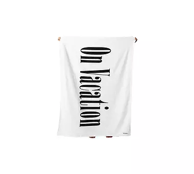 ON VACATION Badetuch Beach Towel