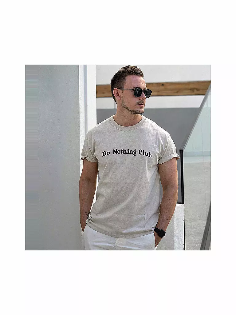 ON VACATION | T-Shirt Do Nothing Club | beige