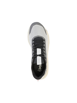 ON | Sneaker CLOUDNOVA FORM 2