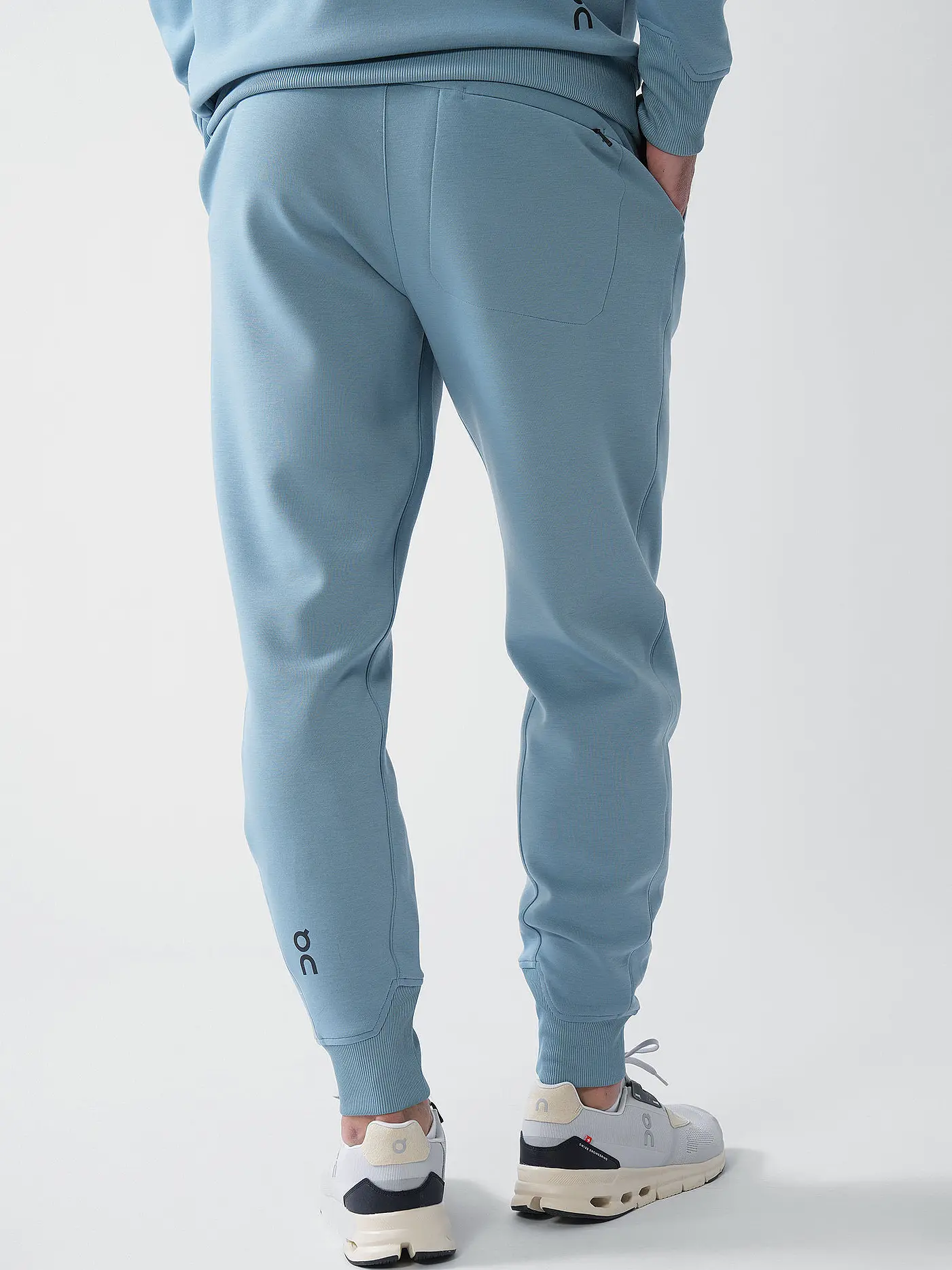 ON | Jogginghose | blau