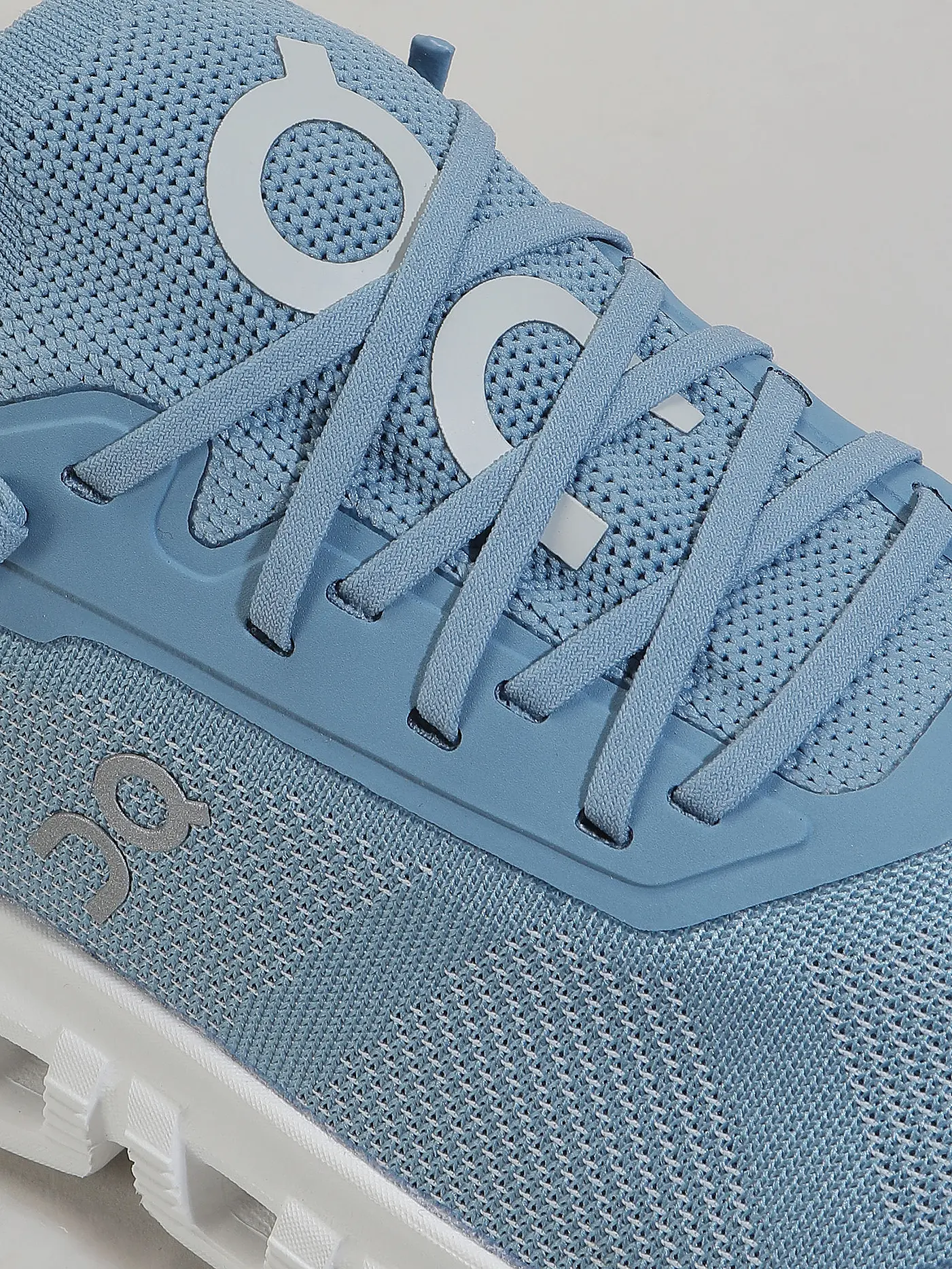 ON | Sneaker CLOUD 6 VERSA | hellblau