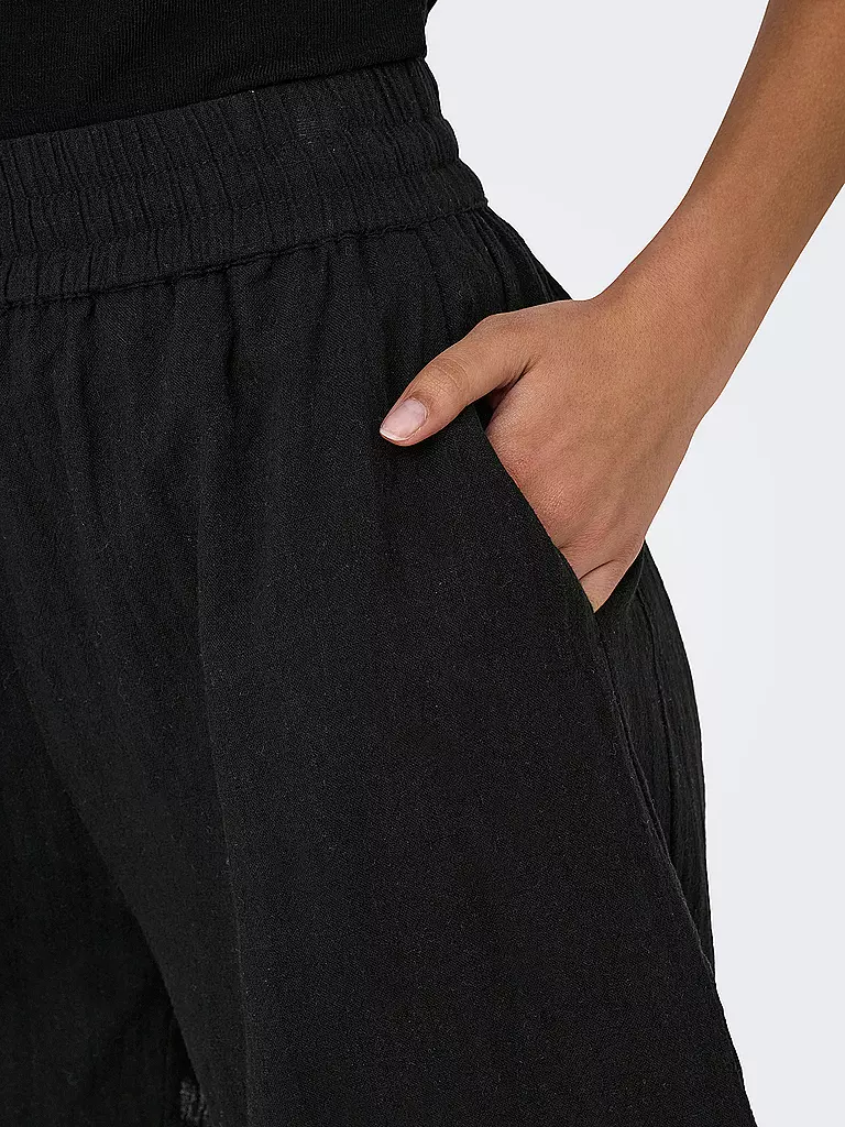 ONLY | Shorts ONLTIZANA | olive