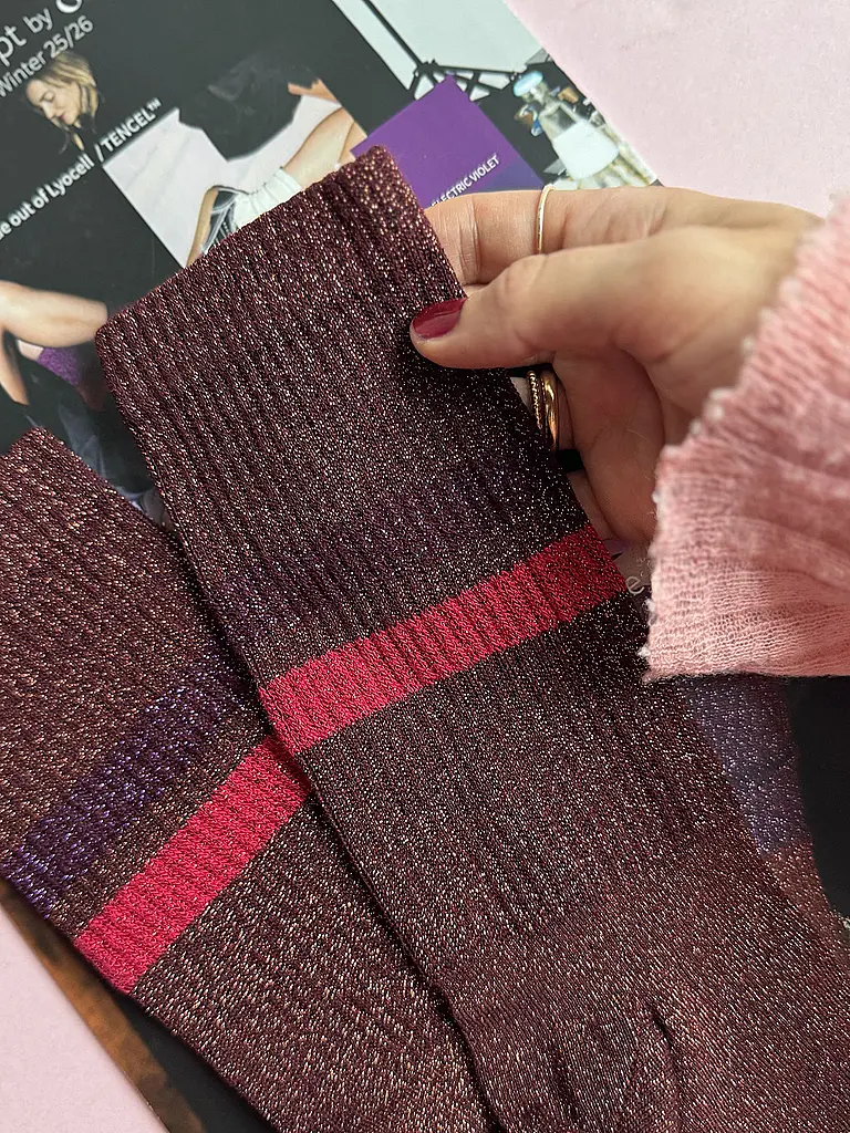 OOLEY | Socken ELECTRA LUNGO chilli red | 