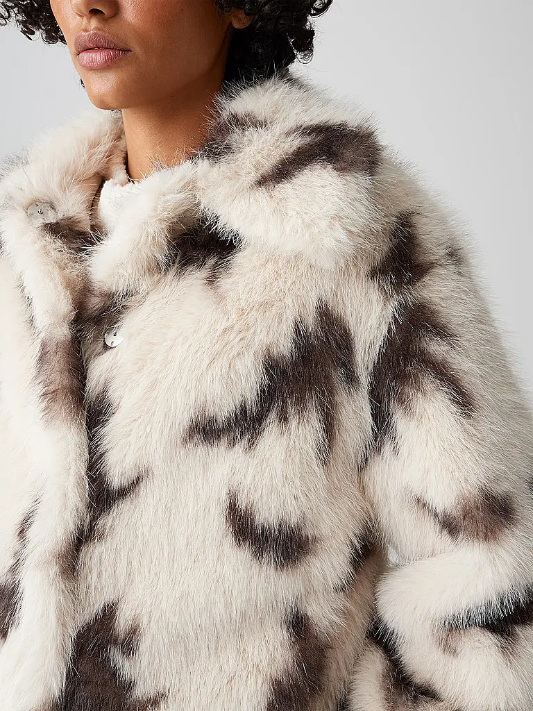 OPUS | Jacke in Felloptik HAJORA | beige