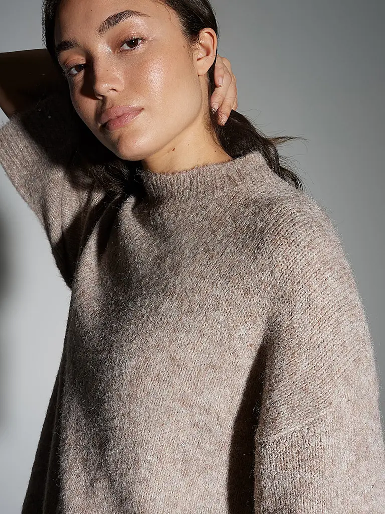 OPUS | Midikleid WALIET | Camel