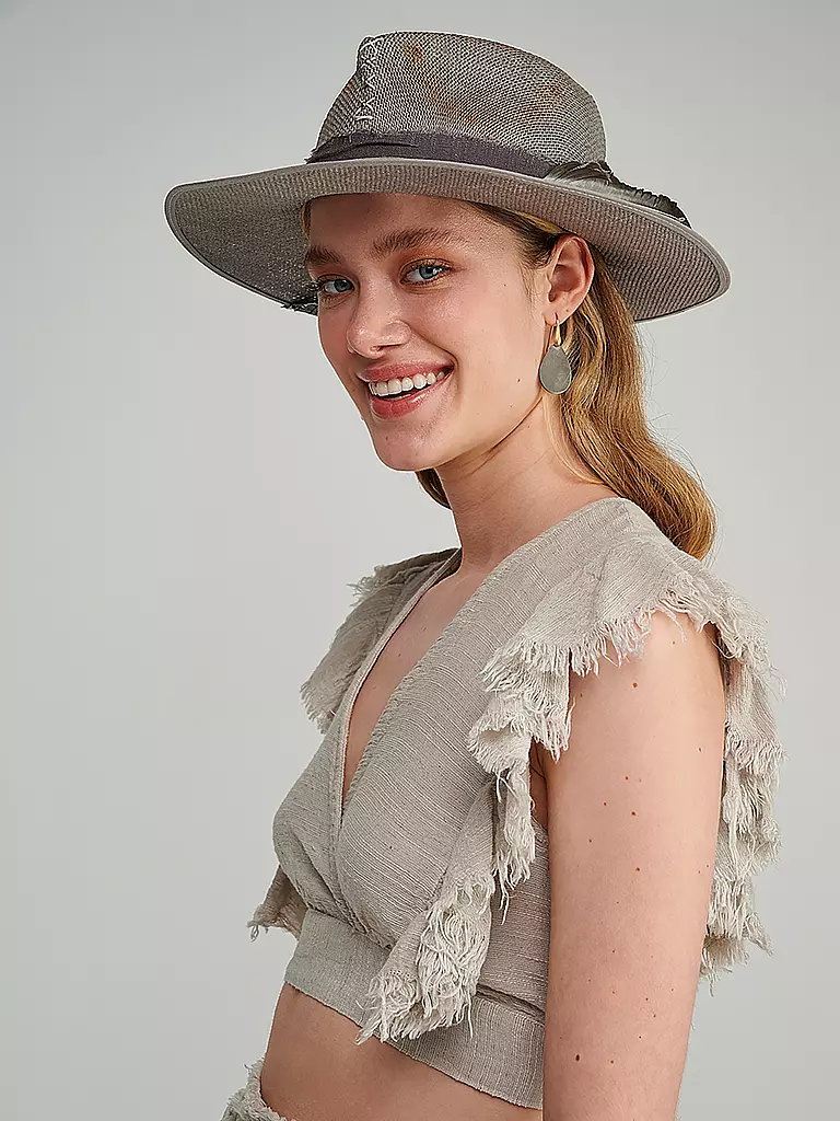 PEARL & CAVIAR | Top Cropped Fit | beige