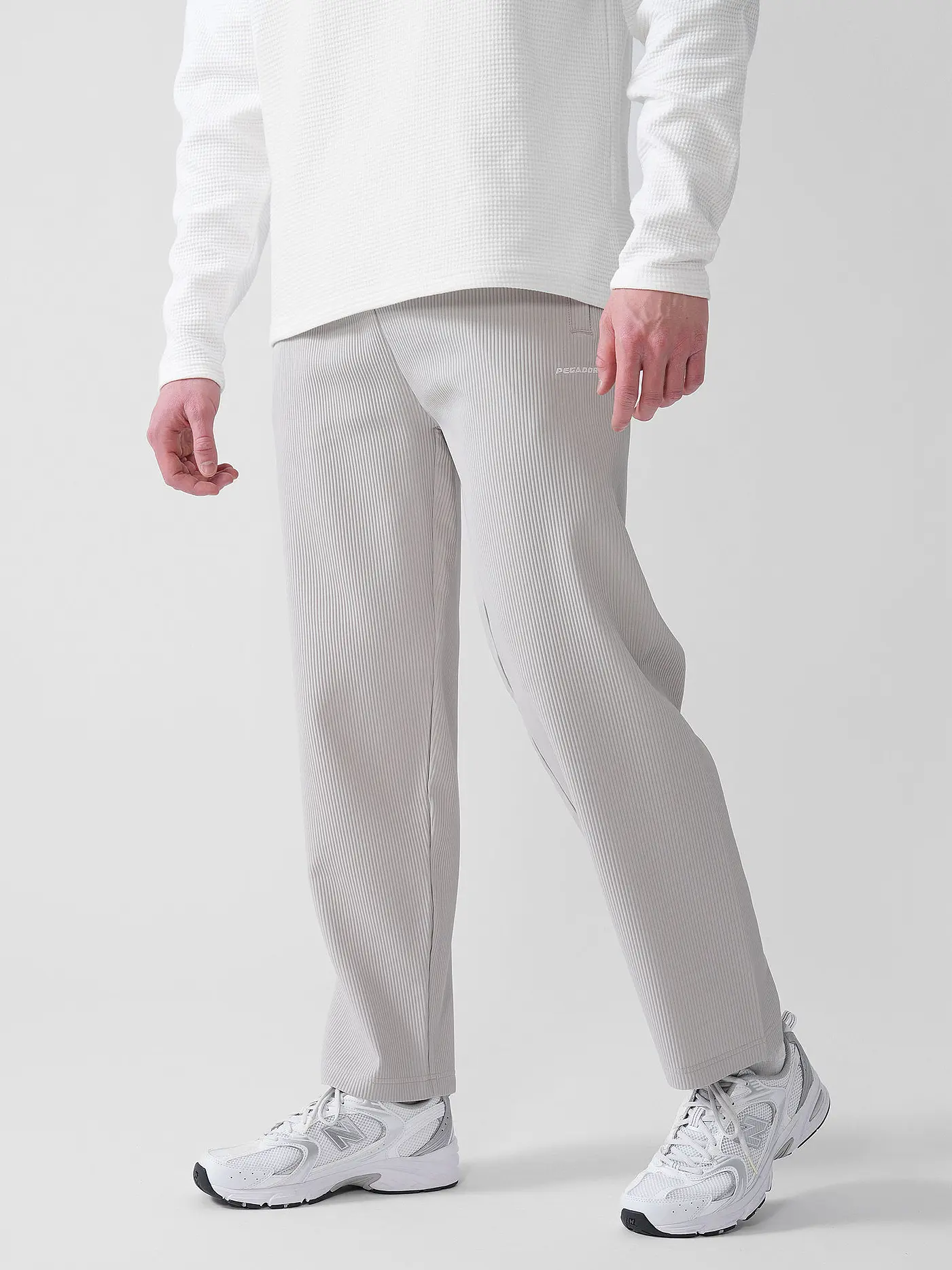 PEGADOR | Jogginghose TROY PLISSEE | grau
