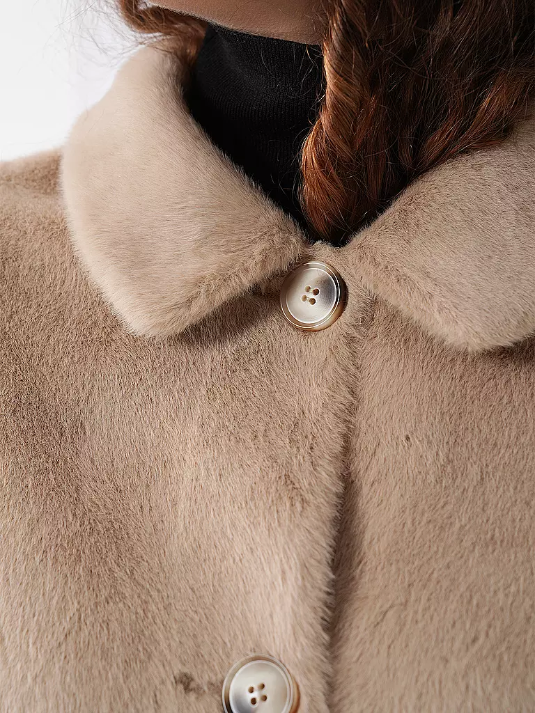 PRIDE TO BE | Jacke in Felloptik DARIA | beige