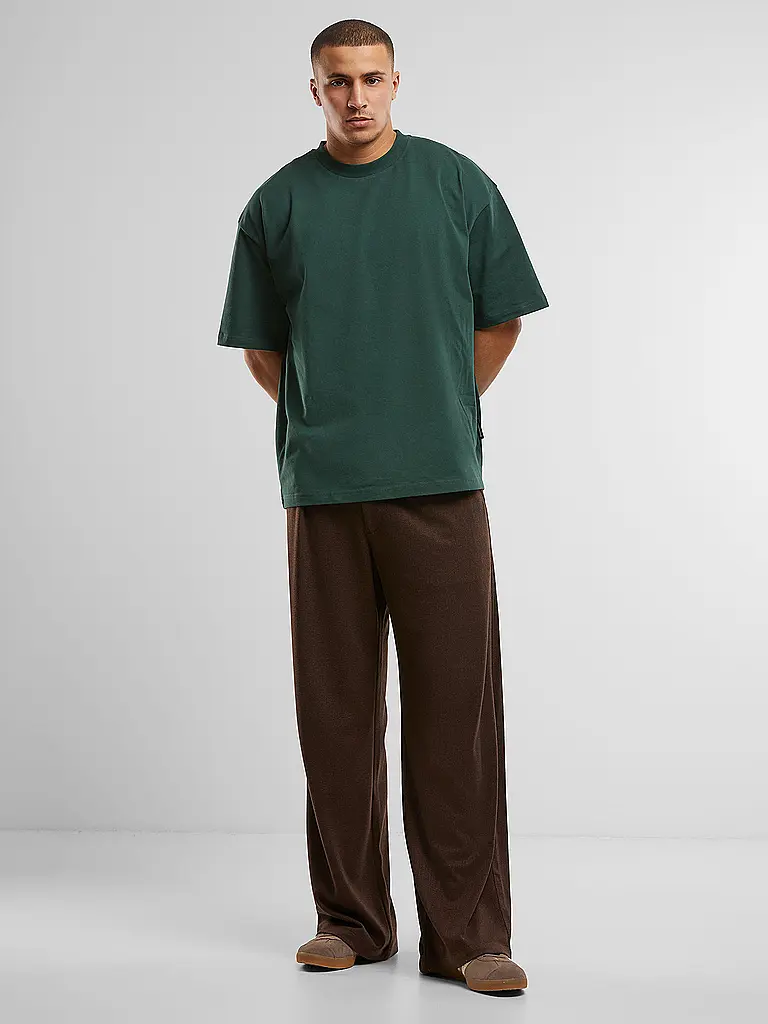 PROHIBITED | T-Shirt Oversized Fit | dunkelgrün