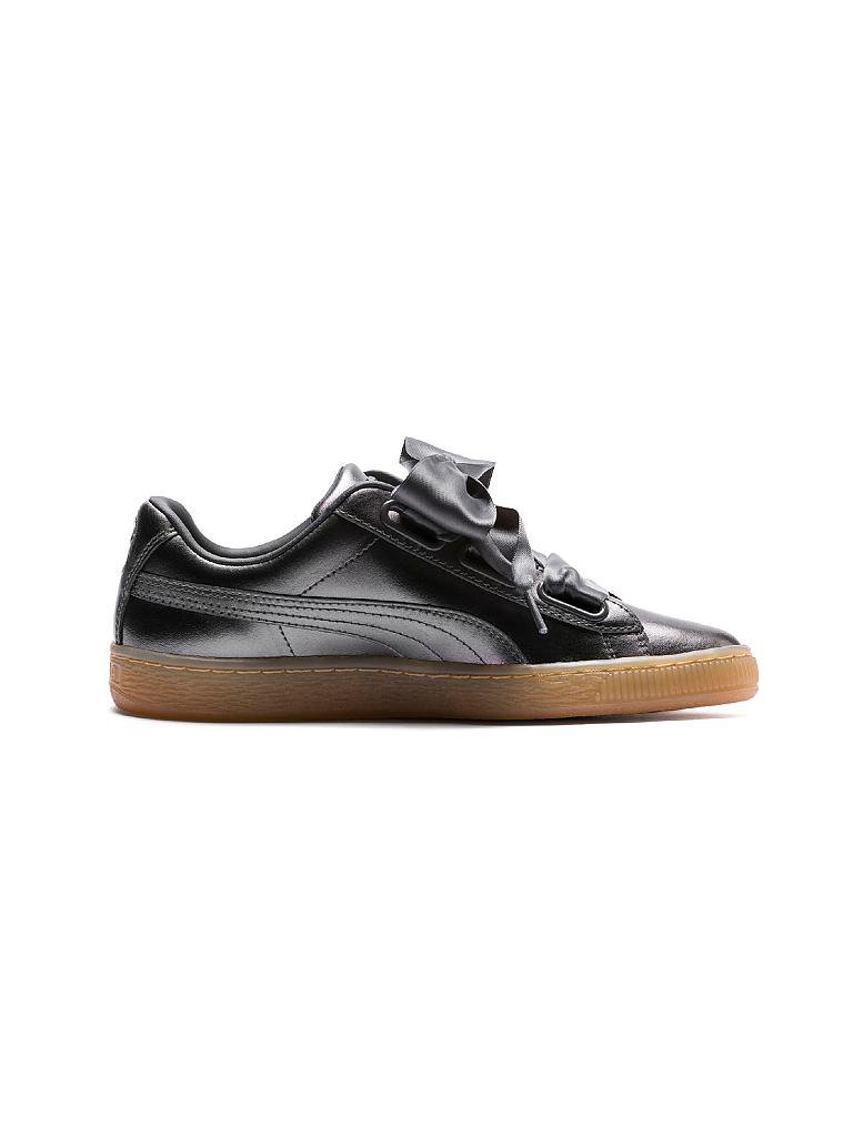 PUMA | Sneaker "Basket Heart Luxe" | grau