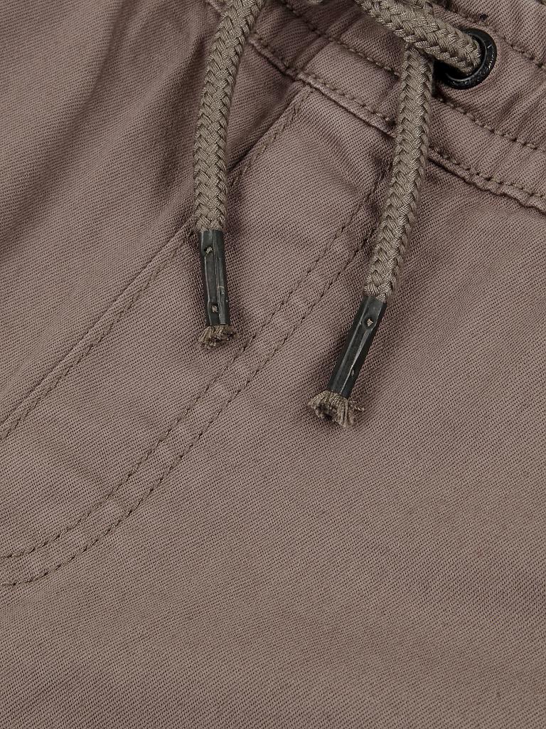 REVIEW | Hose  | 