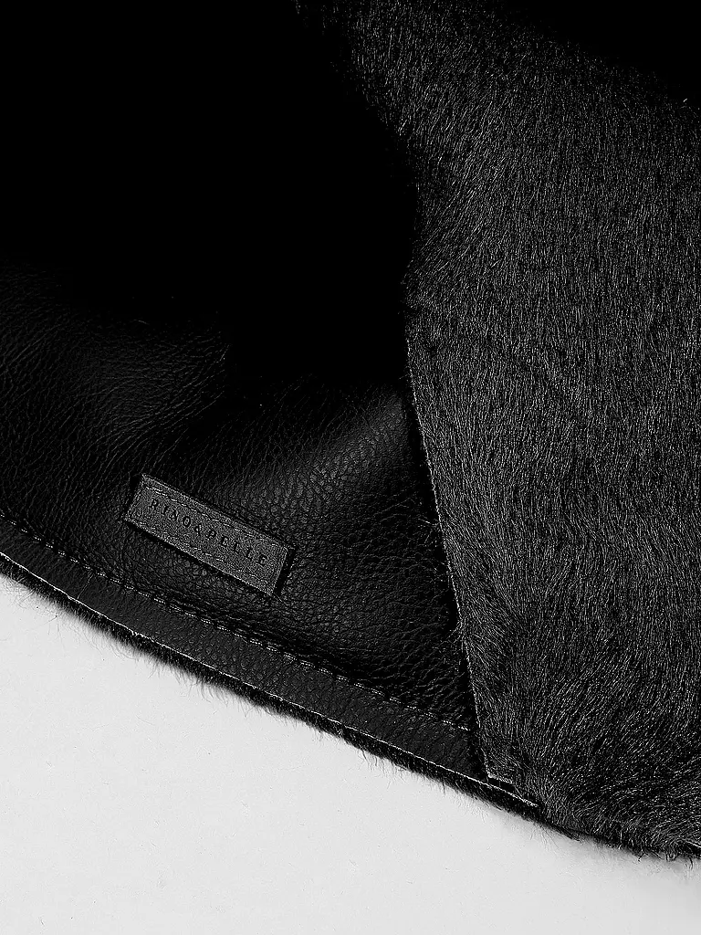 RINO&PELLE | Tasche - Umhängetasche SORAYA. | schwarz