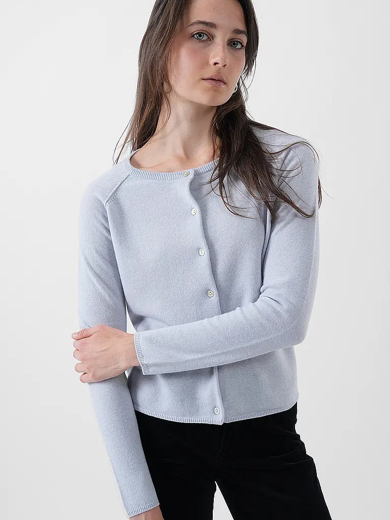 ROSEMUNDE | Strickjacke | Hellblau