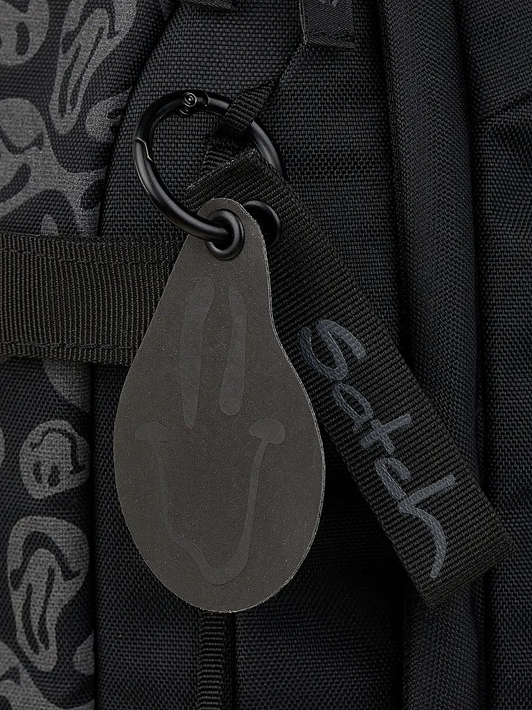 SATCH | Schulrucksack Pack Set Blurry Faces | Schwarz