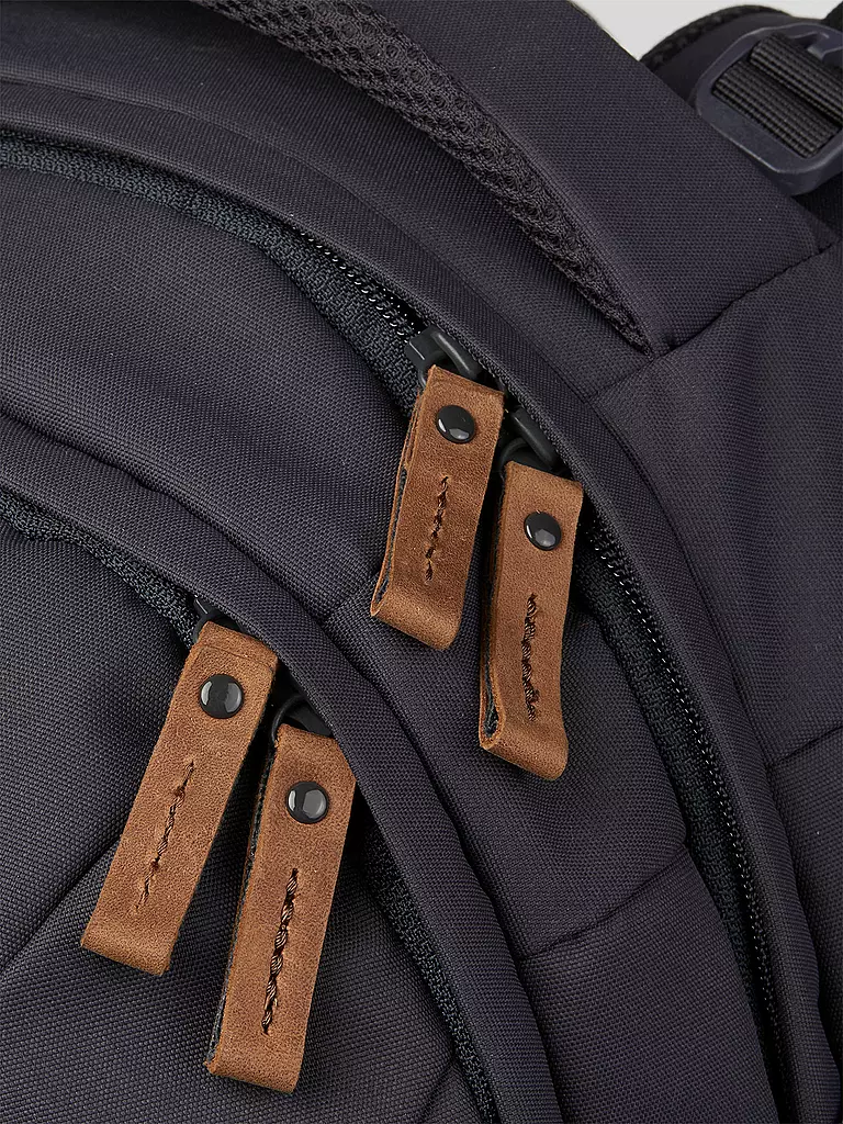 SATCH | Schulrucksack Satch Pack | grau