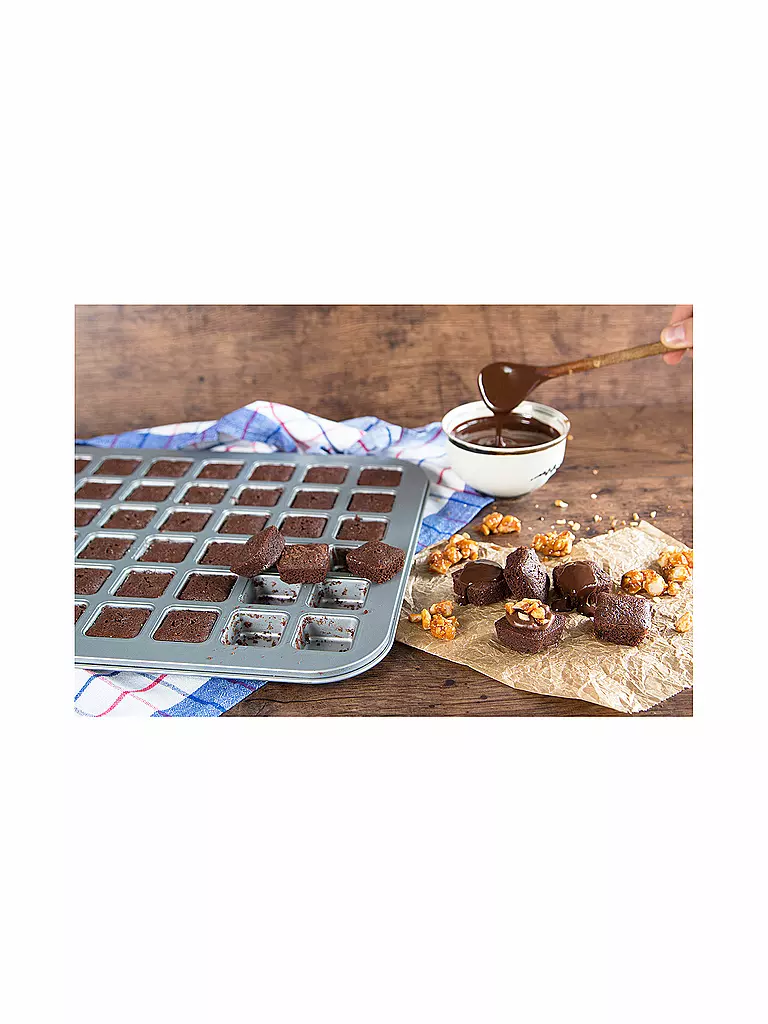 STAEDTER | we love baking - Brownie - Konfekt für 48 Stück | grau