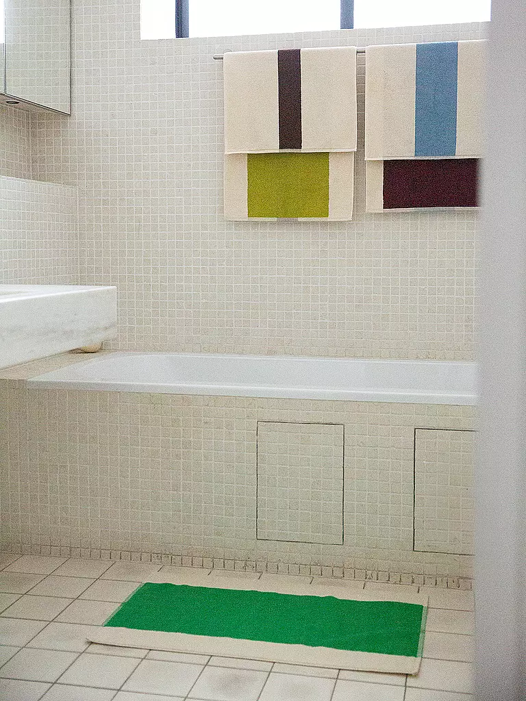 SUITE702 | Handtuch 50x100cm MARTENS AND MARTENS Brown/Lime | dunkelrot